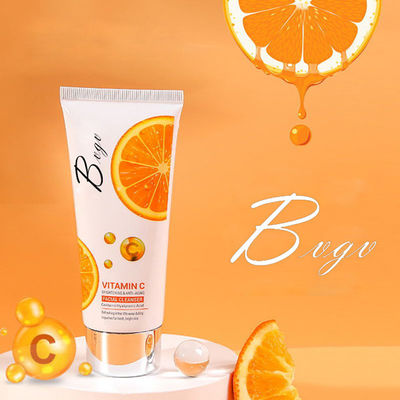 Lavage de visage d'huile d'abricot d'agrume