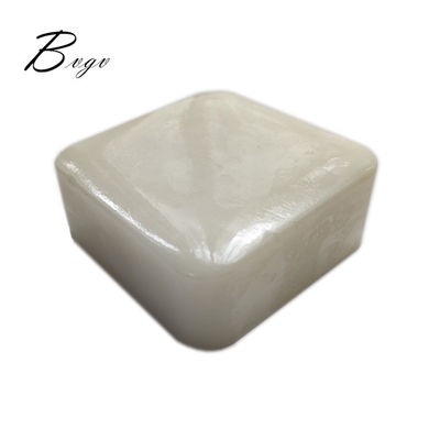 Chèvre de lait blanchissant le savon de visage nettoyant profondément le savon s'exfoliant naturel