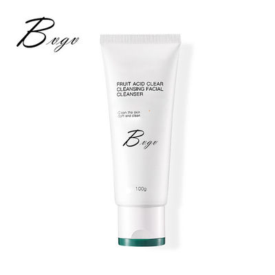 Le pamplemousse rose hydratant le détergent facial complètent le niveau du lavage de visage de pore d'acné de peau